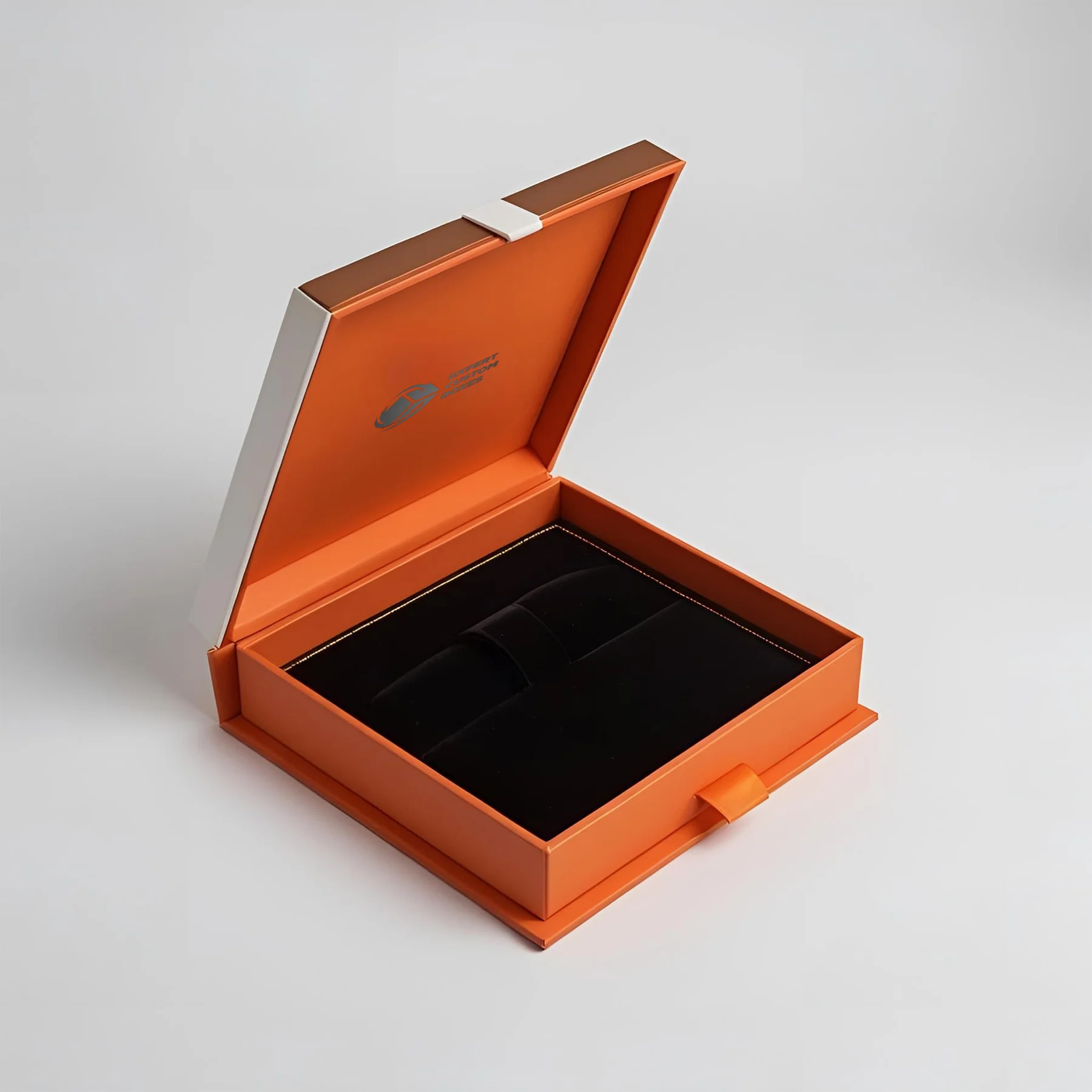 magnetic-closure-jewelry-box.webp